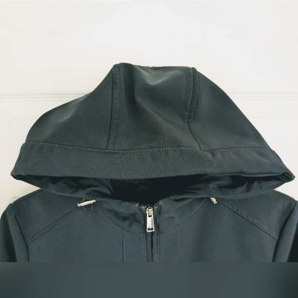 London Fog. Rain Jacket. Navy. Small - Picture 4 of 16